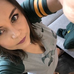 Meet your Posher, Erika